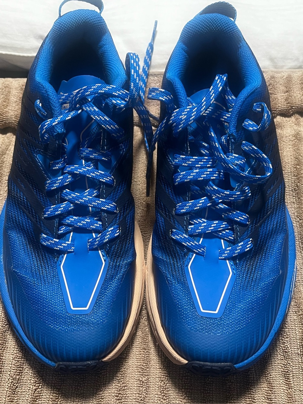 Hoka One One Sppedgoat 4 Bright Blue Athletic Running Shoes, 7
